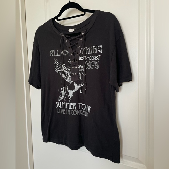 Garage T-Shirt Lace-Up Graphic Band Tee - Picture 3 of 7